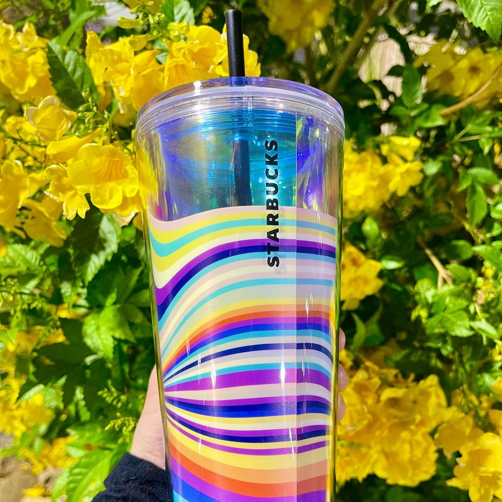 🌈RARE🌈Target exclusive wavy rainbow tumbler cup - Picture 3 of 8